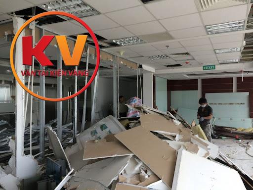 Hoàn trả mặt bằng